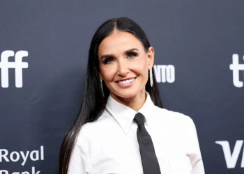 Demi Moore Teeth: Dental Implants and Veneers