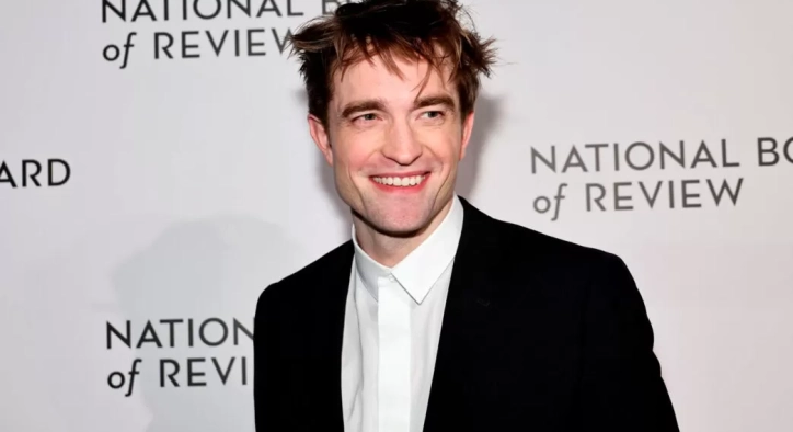 Robert Pattinson Teeth: Dental Work and Veneers