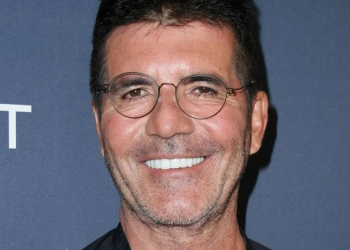 Simon Cowell Teeth Transformation: Veneers and Smile